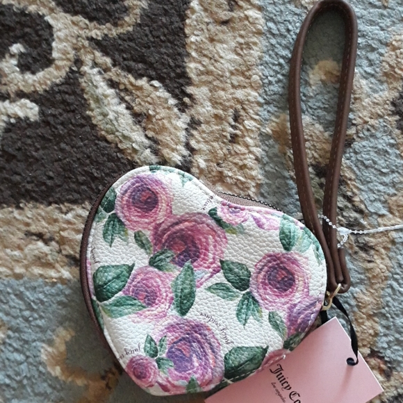 2x*Host Pick*Juicy Couture heart shaped wristlet - Picture 12 of 16